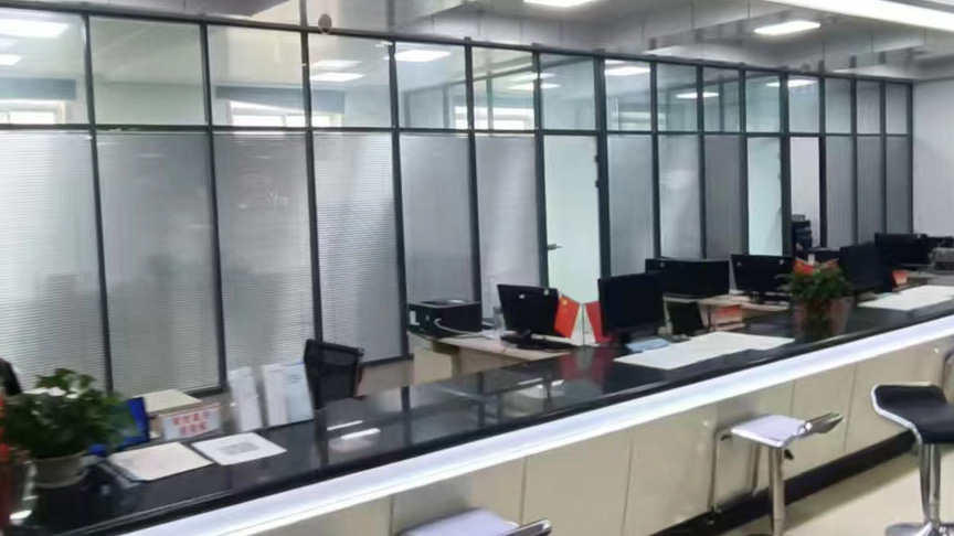 莱芜区服务大厅办公玻璃隔断